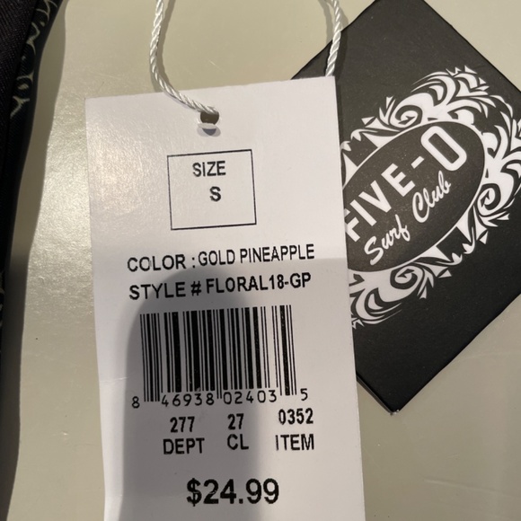 Bikini - Picture 3 of 3